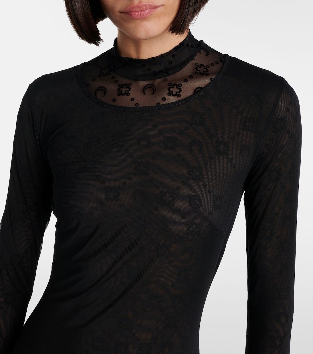 Abito lungo in mesh con piume sintetiche | Marine Serre