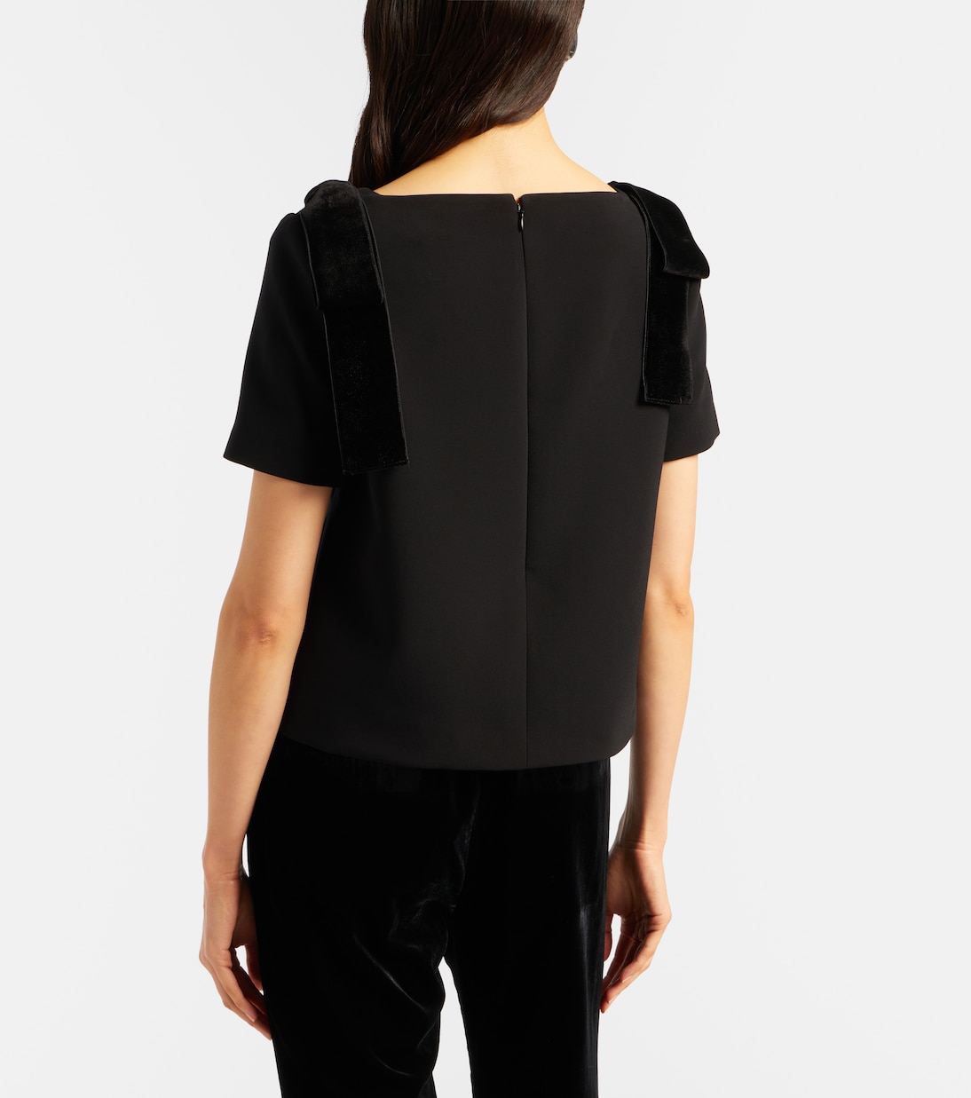 Bow-detail velvet-trimmed crêpe top | Carolina Herrera