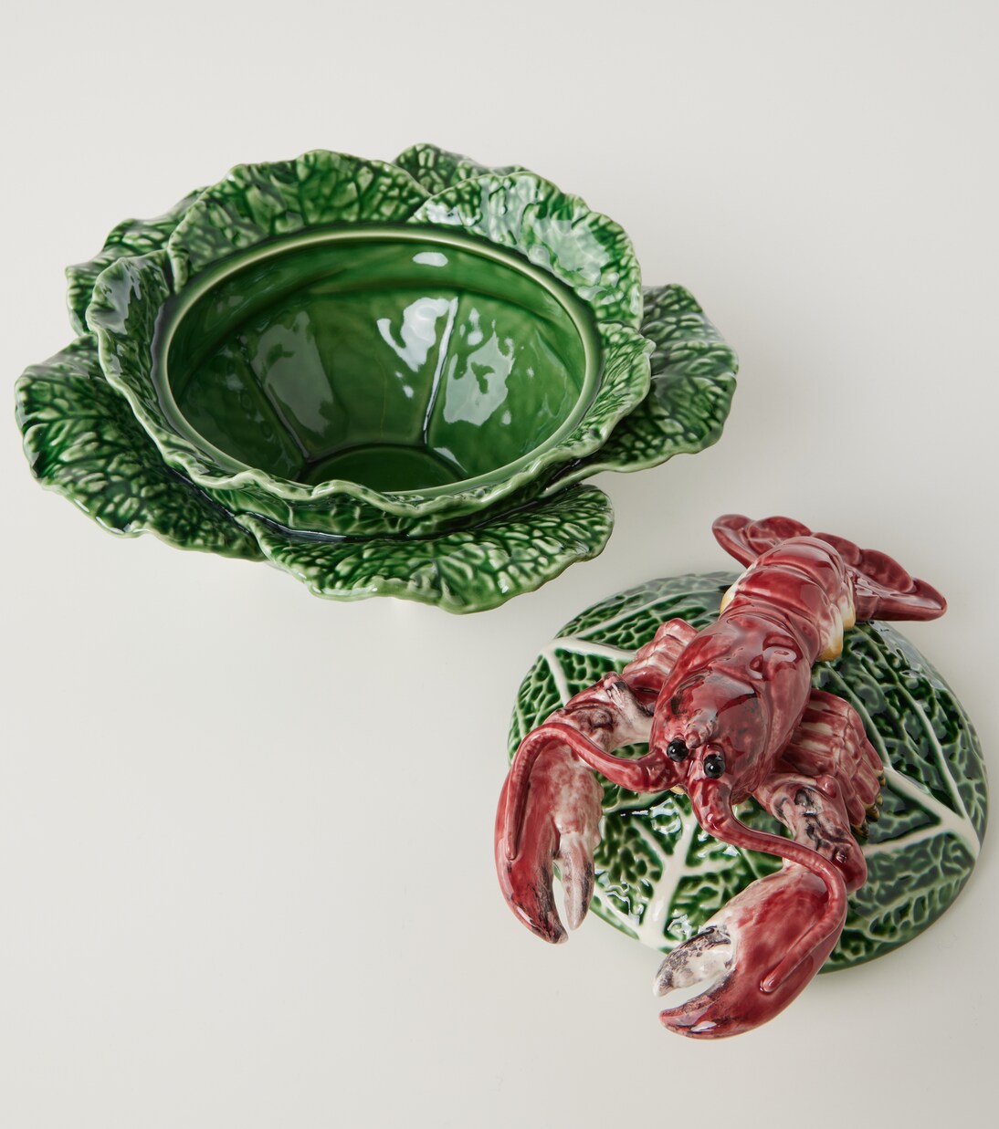 Cabbage With Lobsters earthenware serving bowl | Bordallo Pinheiro