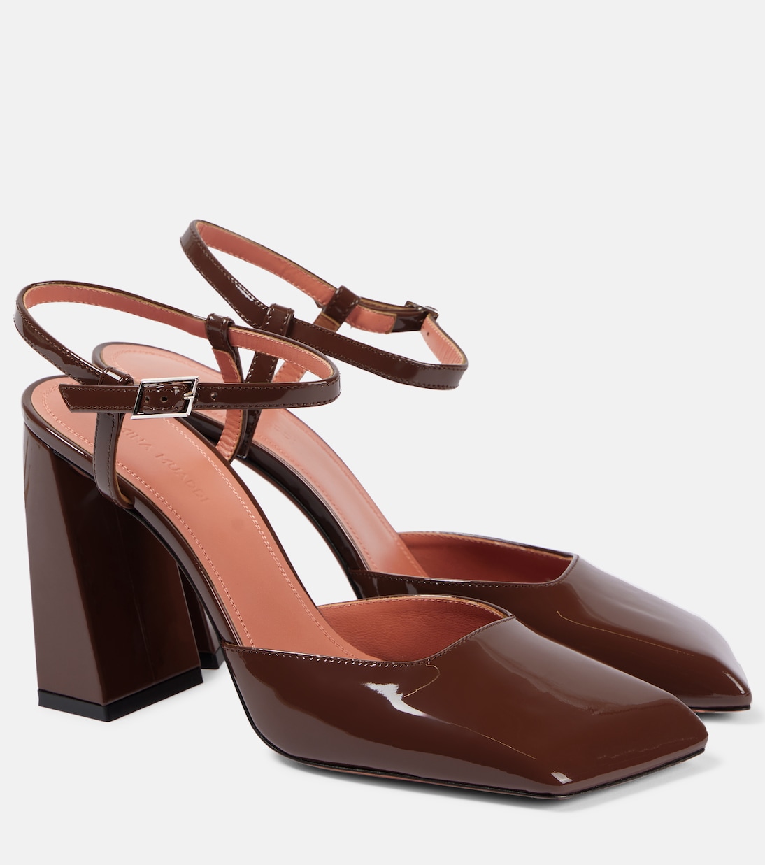 Scarpe col tacco Charlotte 95 in vernice di Amina Muaddi, stile giovane e trendy
