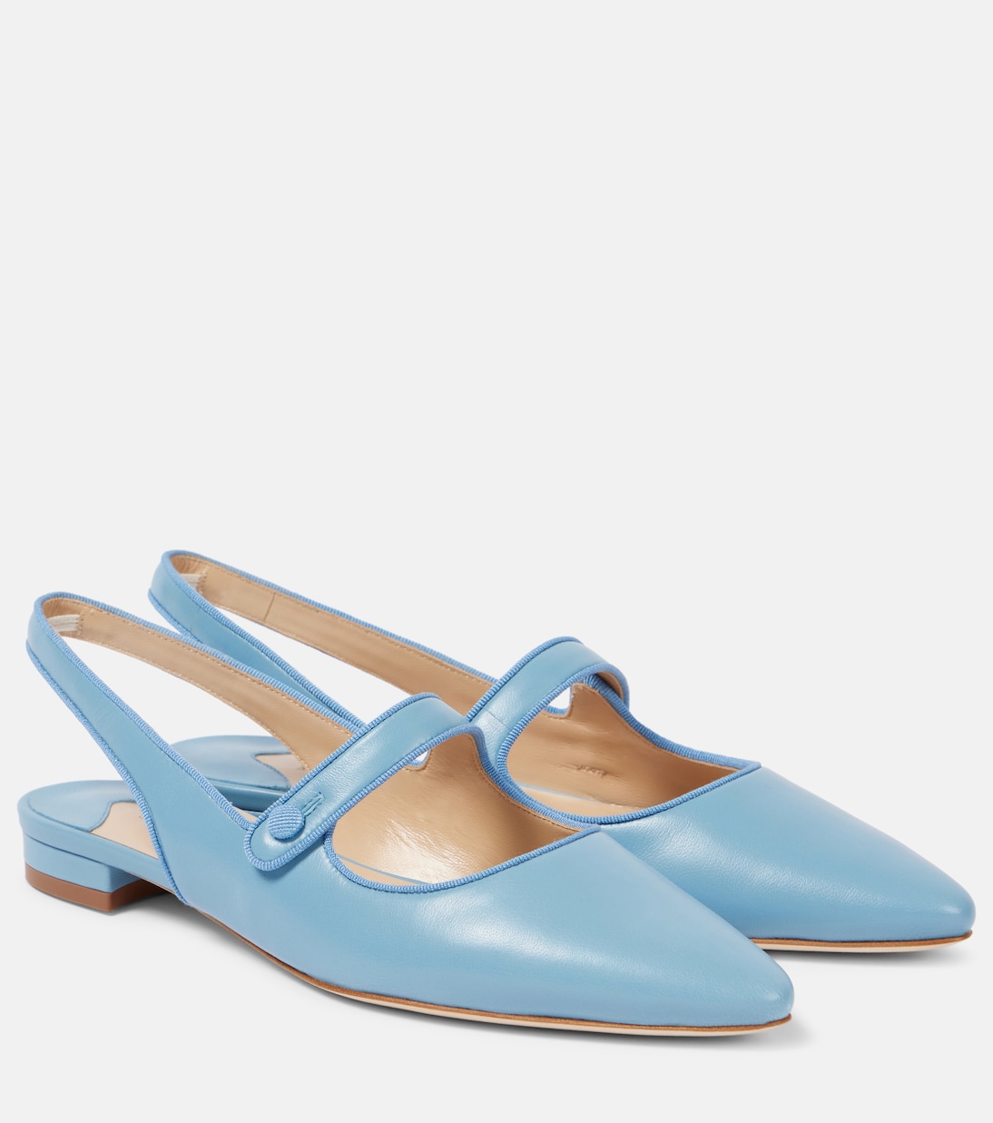 Scarpe basche slingback in pelle firmate Manolo Blahnik, stile giovanile e moderno