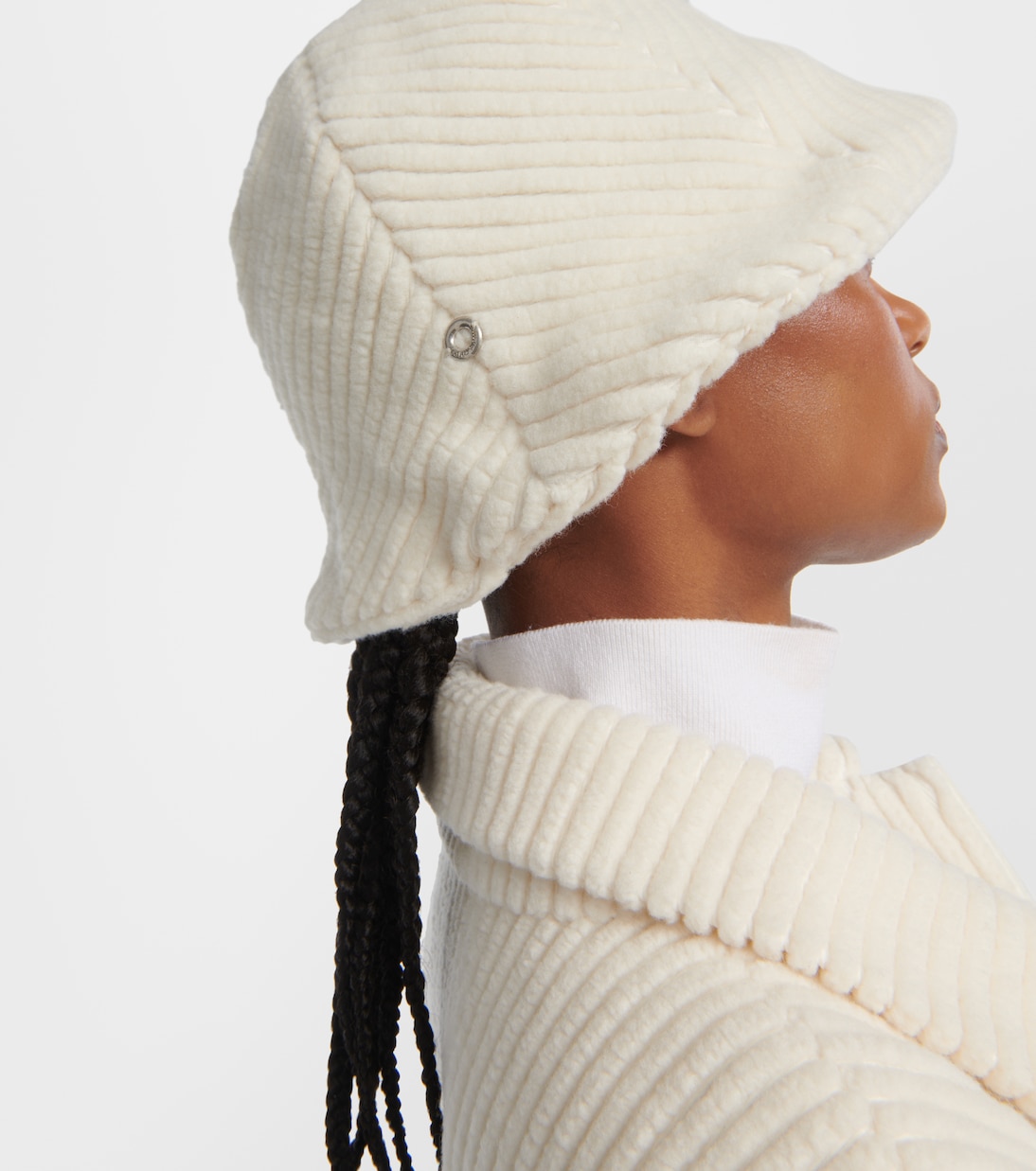 Cappello a secchiello LORO PIANA in lana e cotone per uno stile giovane e fresco