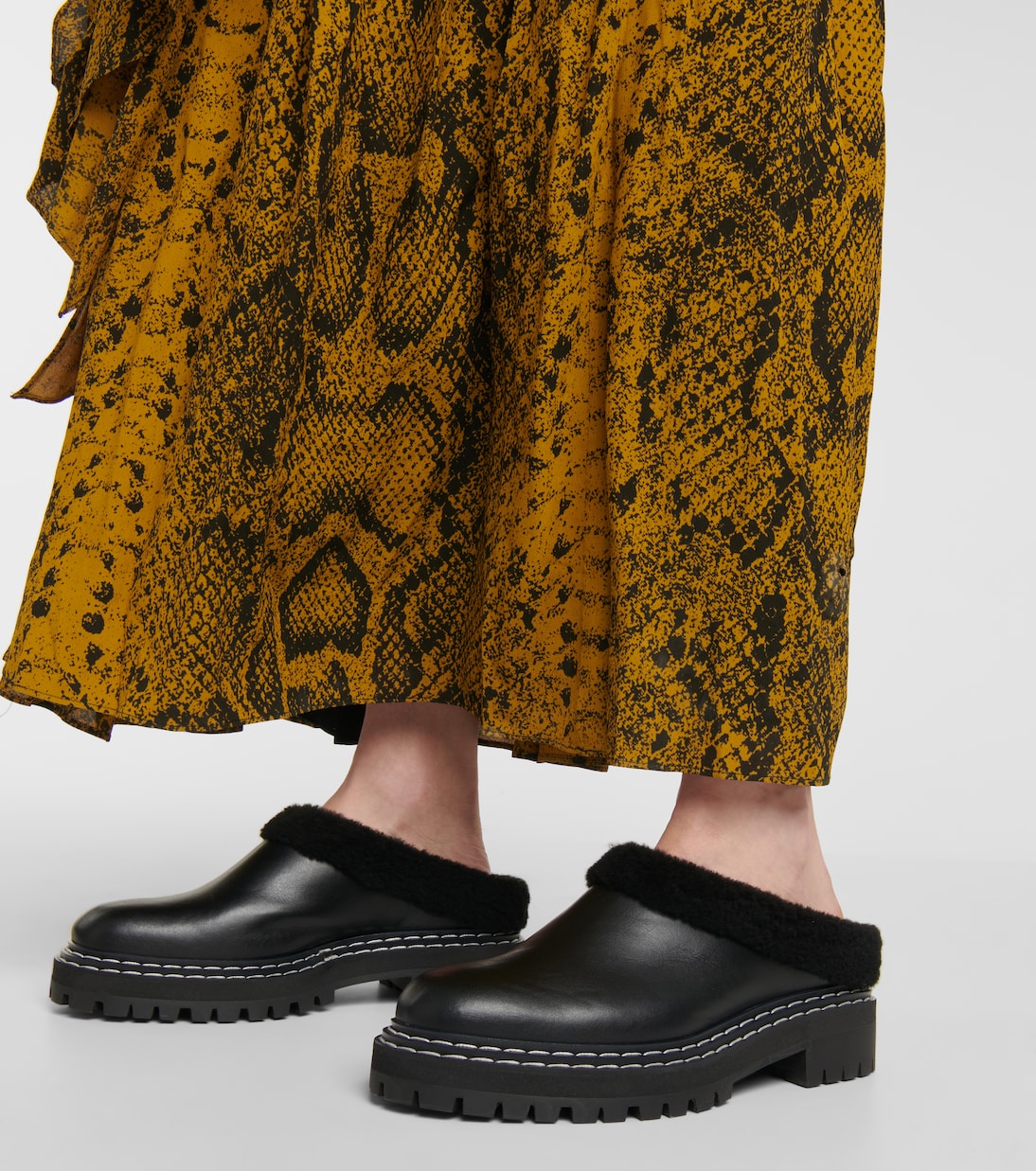 Slippers aus Leder mit Shearling | Proenza Schouler
