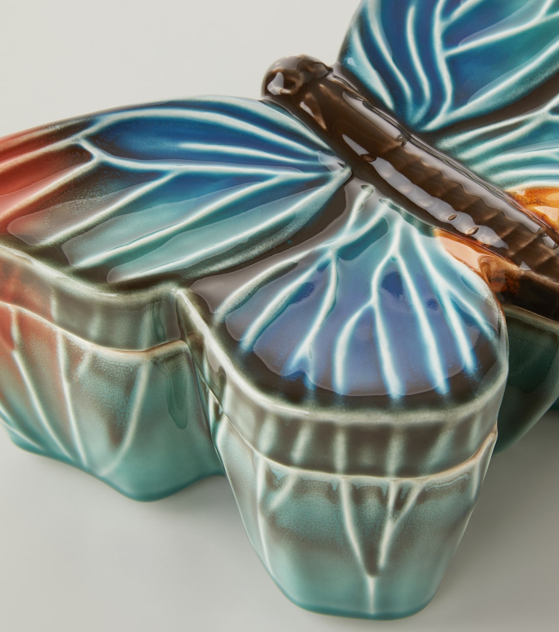 Cloudy Butterflies Large box by Claudia Schiffer | Bordallo Pinheiro