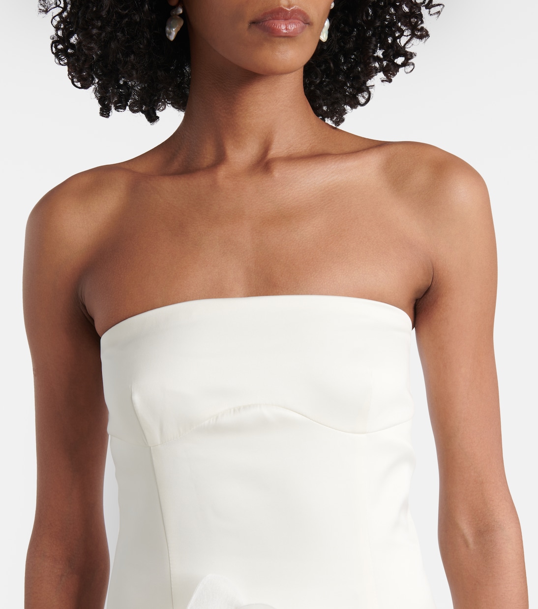 Robe midi de mariée à fleurs | Rotate