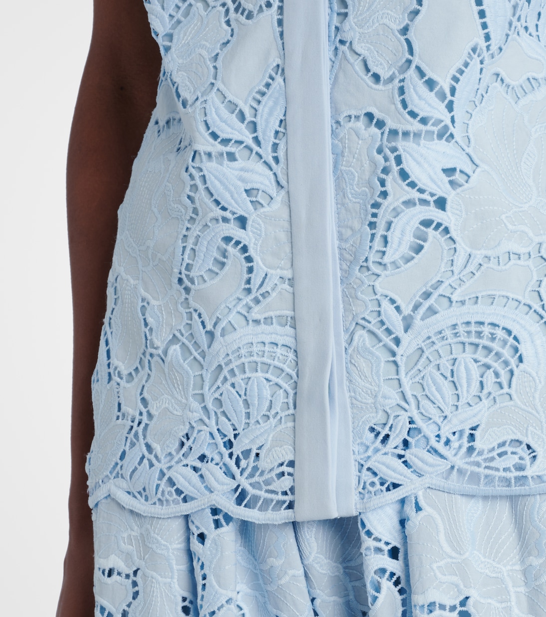 Top cortado a láser | Erdem
