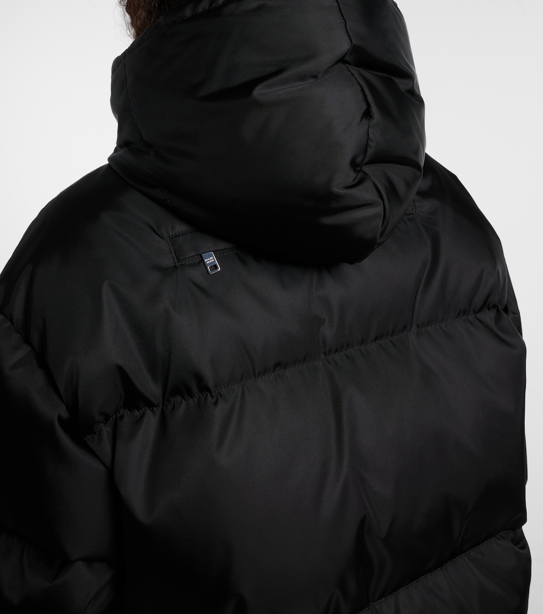 Re-nylon 로고 다운 재킷  | Prada