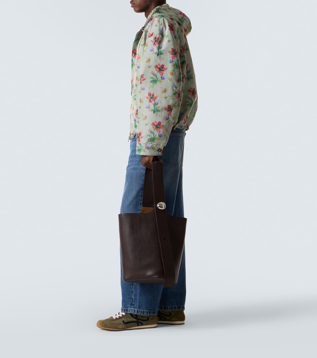 Pebble Large leather bucket bag | Loewe