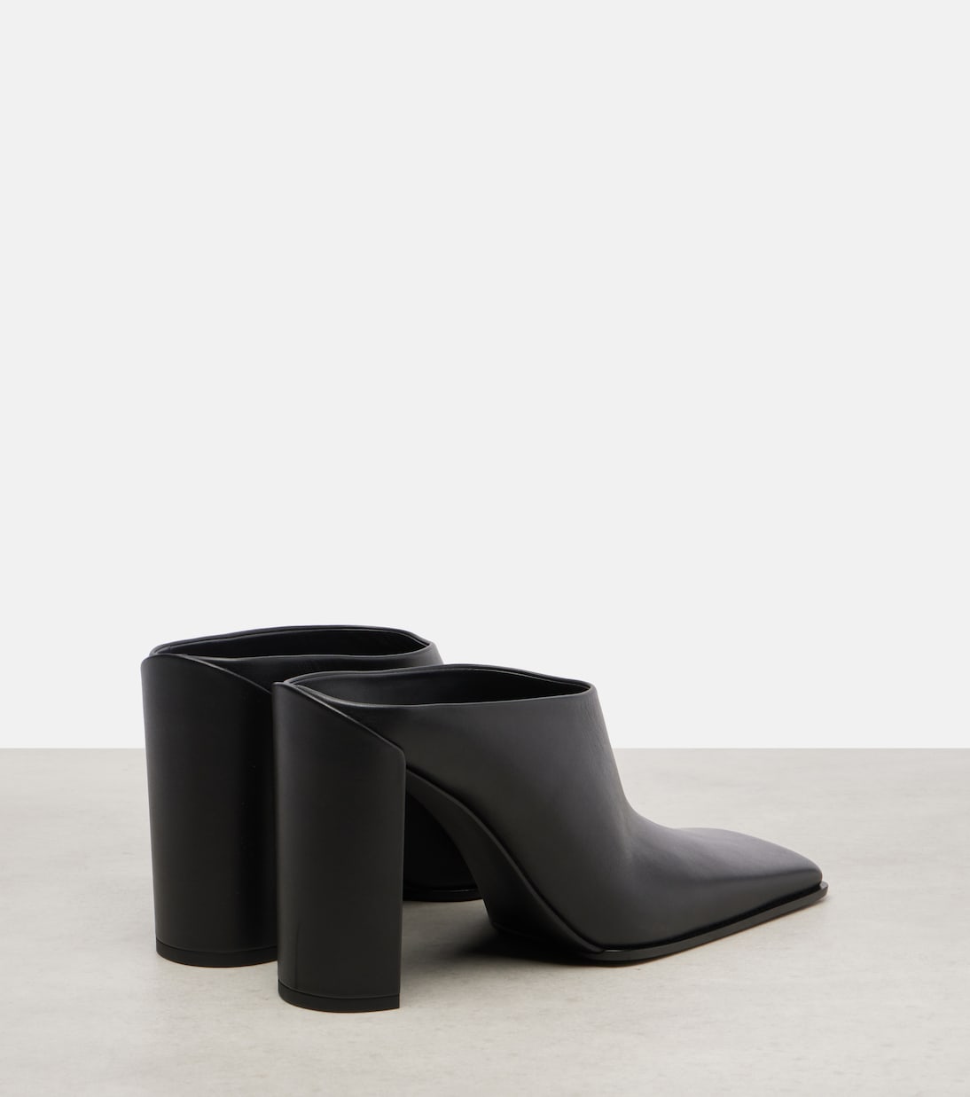 90 leather mules | Alaïa