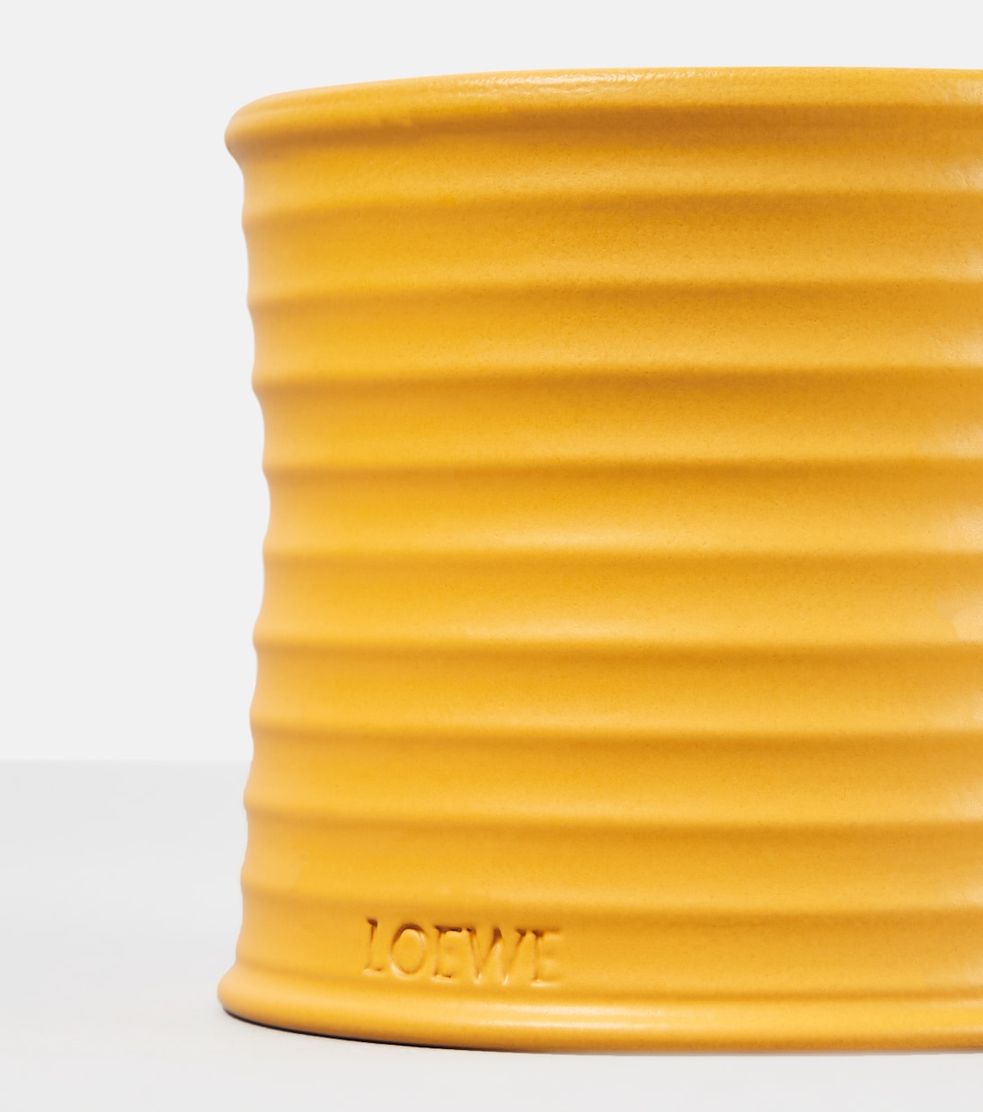 Wasabi Medium scented candle | Loewe Home Scents