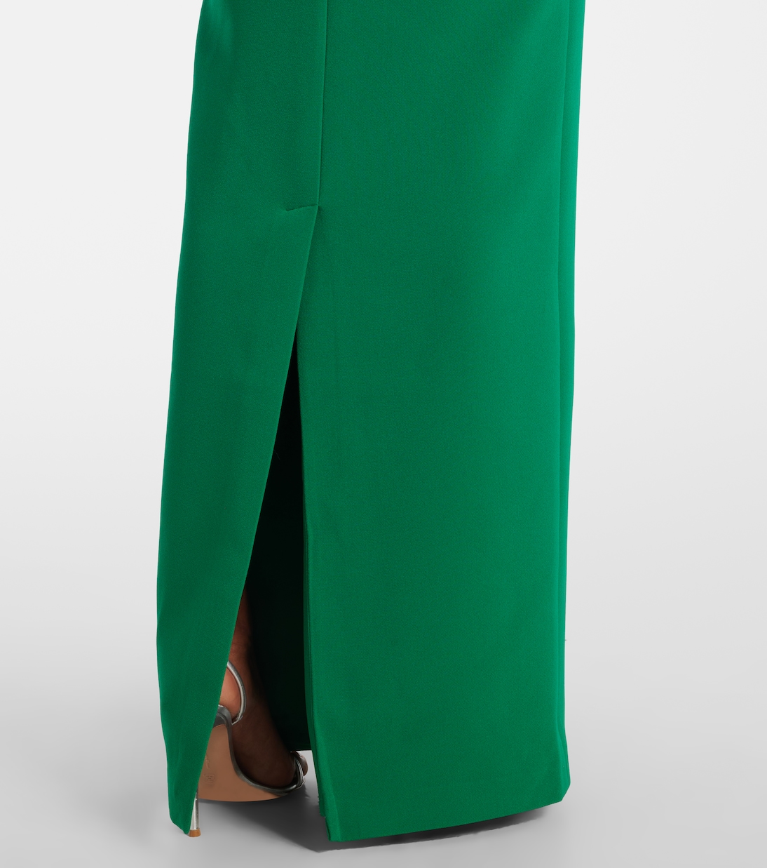 One-shoulder crêpe gown | Safiyaa