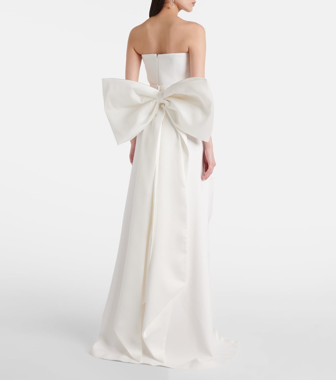 Bridal Nefertiti bow-detail satin gown | The New Arrivals Ilkyaz Ozel