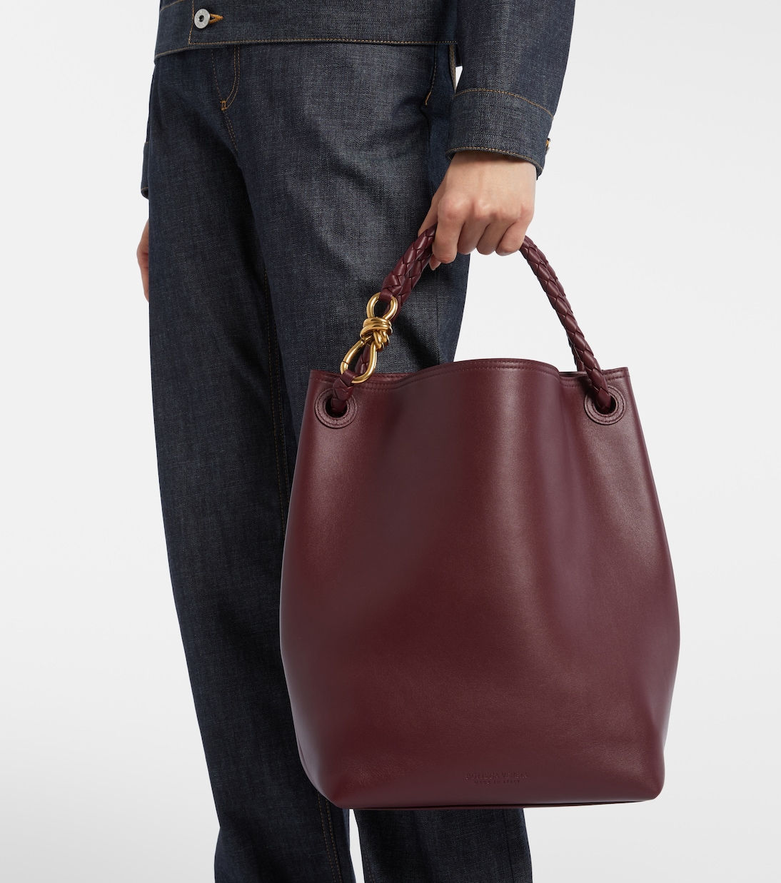 Andiamo Small leather bucket bag | Bottega Veneta