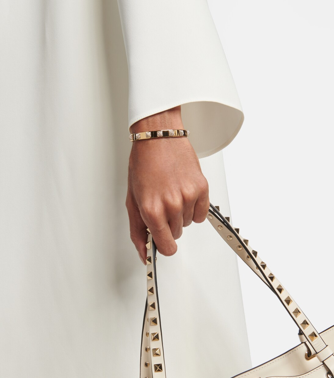 Rockstud bangle with Swarovski® crystals | Valentino