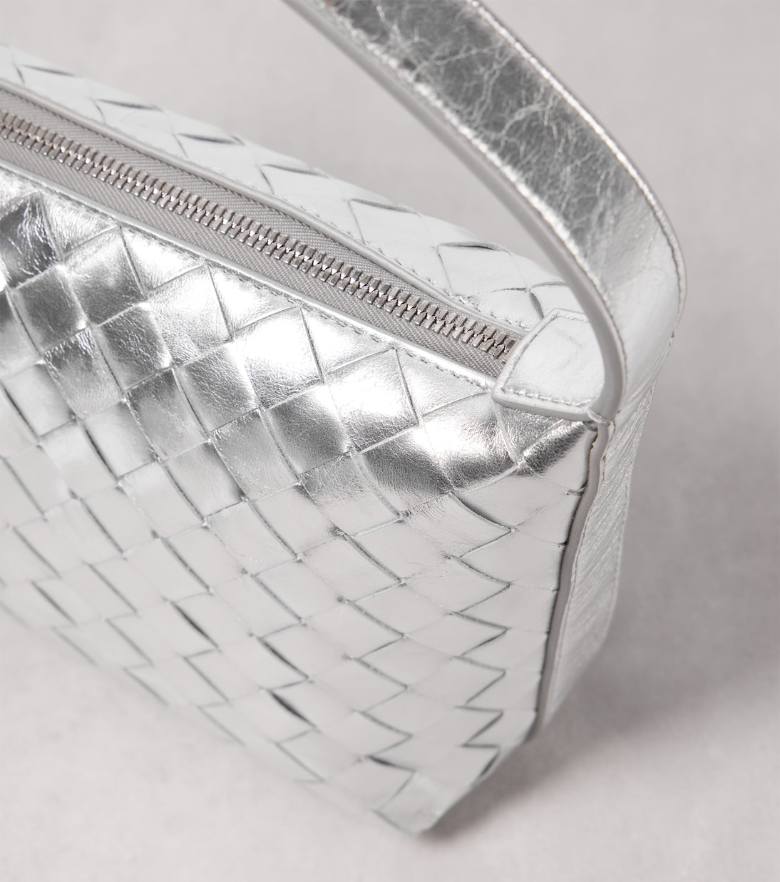 Schultertasche Wallace aus Metallic-Leder | Bottega Veneta