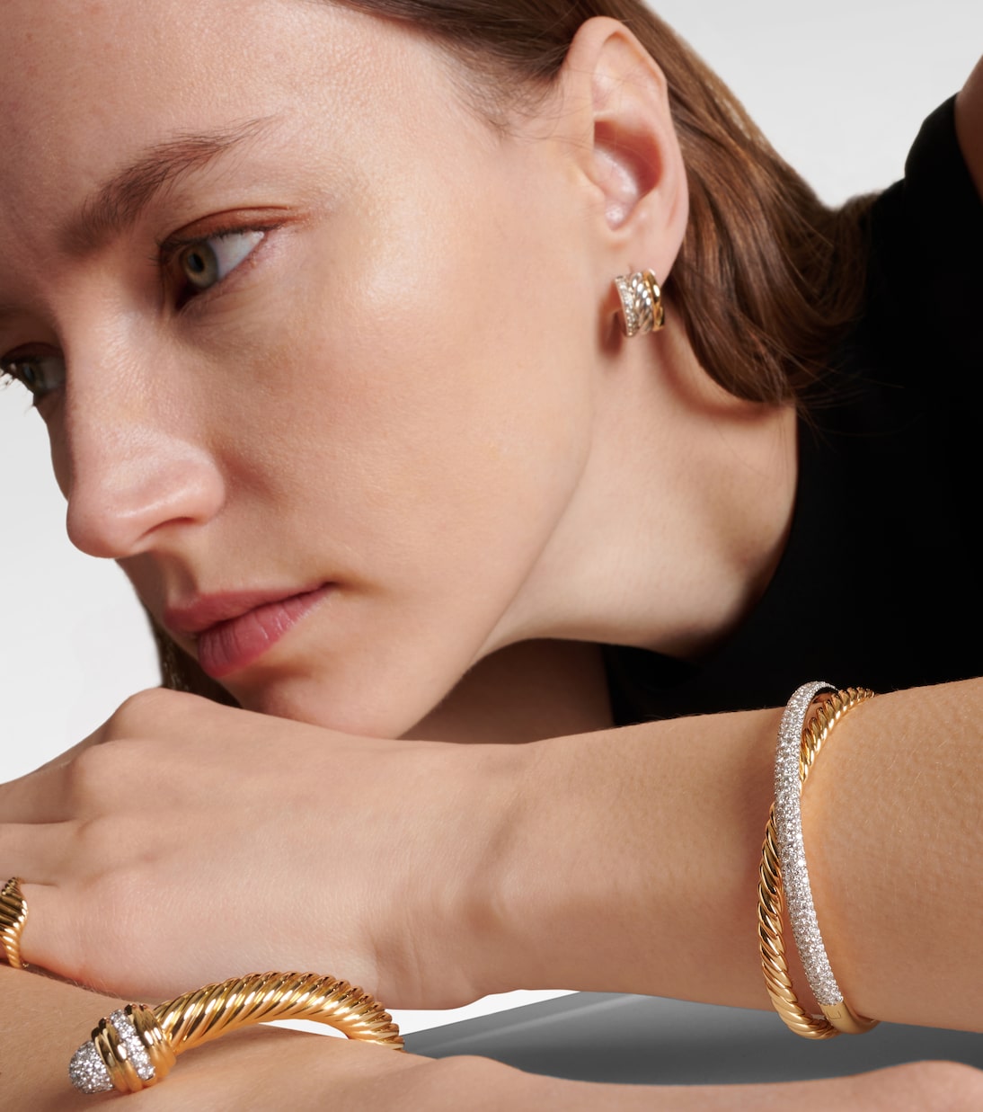 Bracciale DY Crossover® in oro 18kt con diamanti | David Yurman