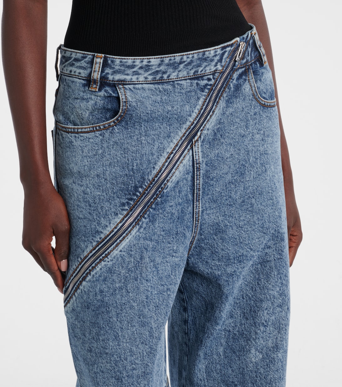 Jeans Spiral a gamba larga e vita alta | Alaïa
