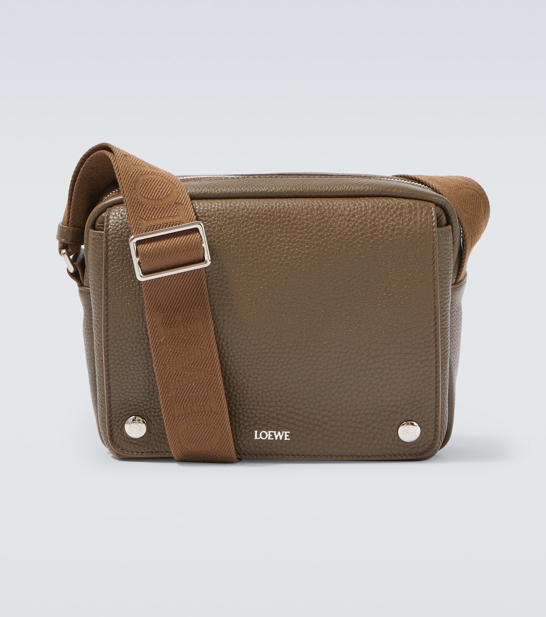 Pebble Medium leather messenger bag | Loewe