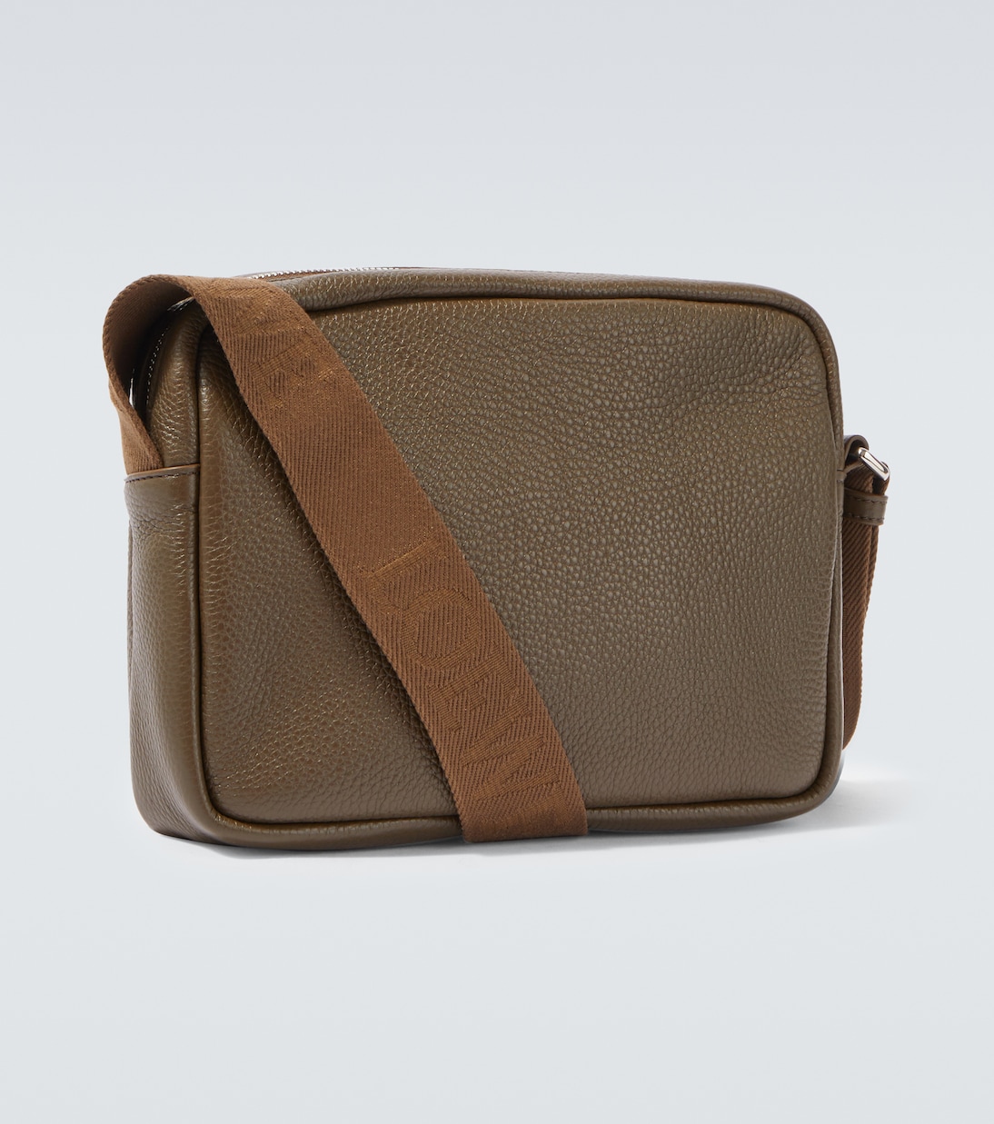 Pebble Medium leather messenger bag | Loewe