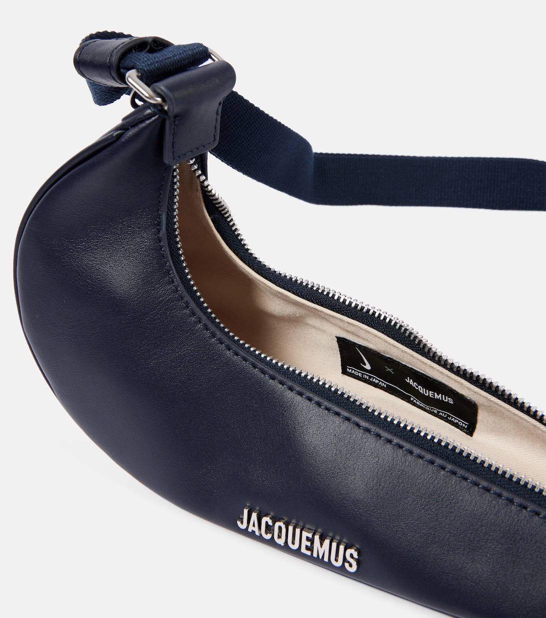 x Jacquemus – Sac Le Swoosh en cuir | Nike