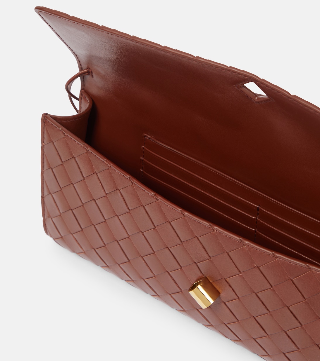 Andiamo Knot Intrecciato leather clutch | Bottega Veneta