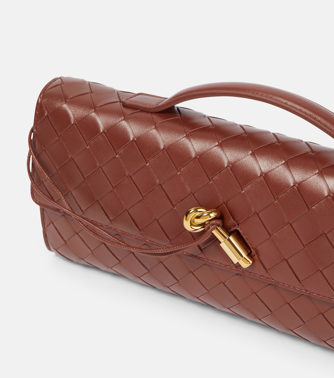 Andiamo Knot Intrecciato leather clutch | Bottega Veneta