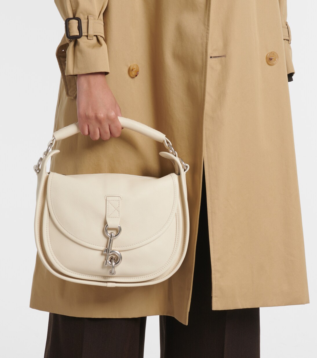 B Clip Small leather messenger bag | Burberry