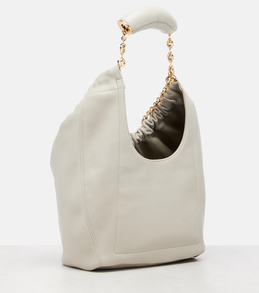 Schultertasche Squeeze Small aus Leder | Loewe