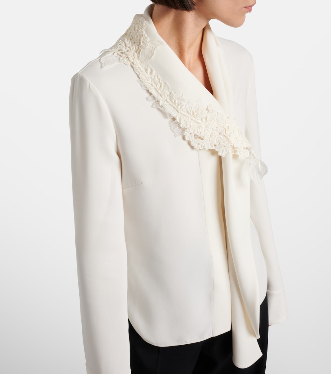 Lace-trimmed silk-blend georgette blouse | Oscar de la Renta