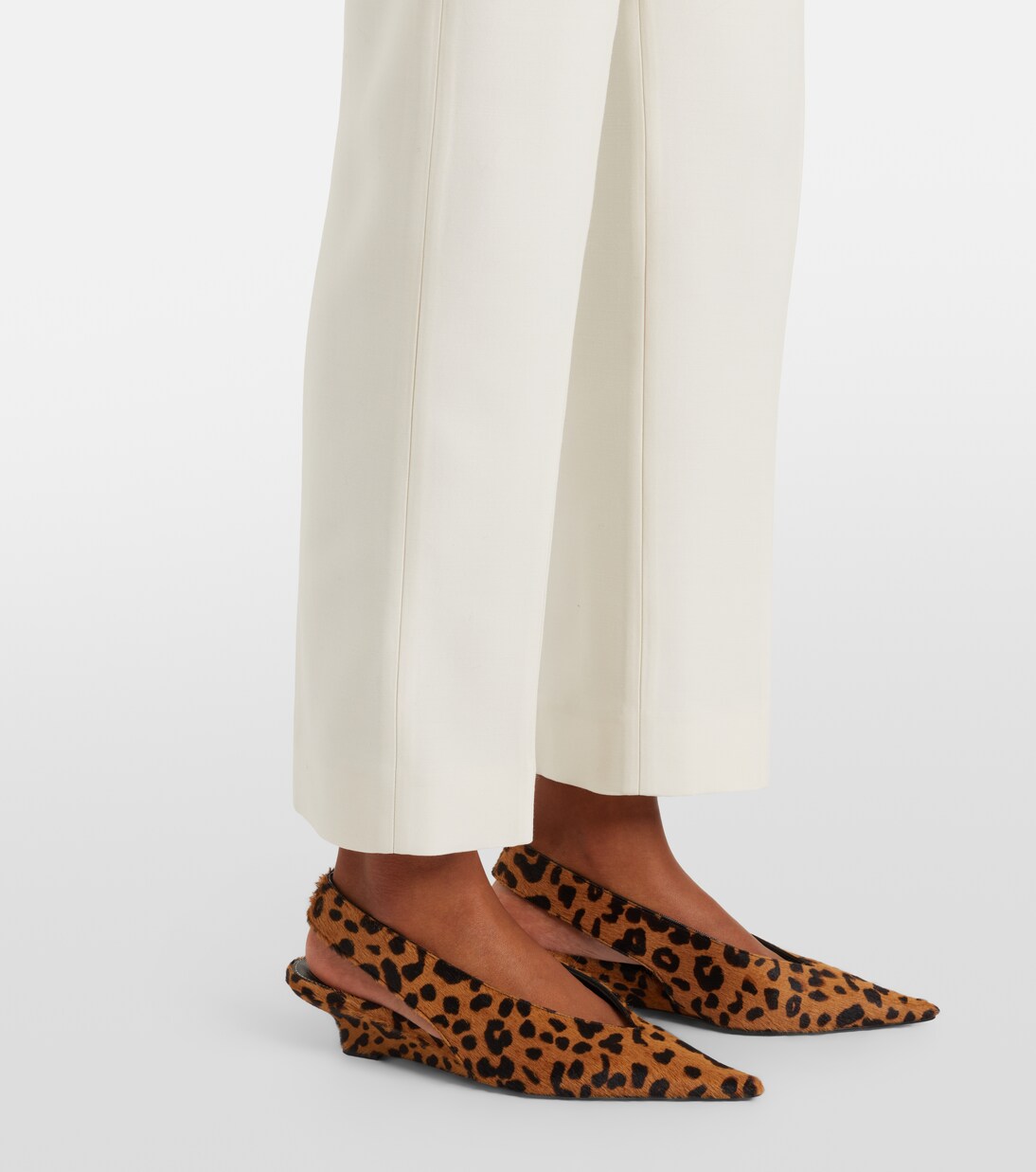 Pantalon slim en laine et soie | Toteme