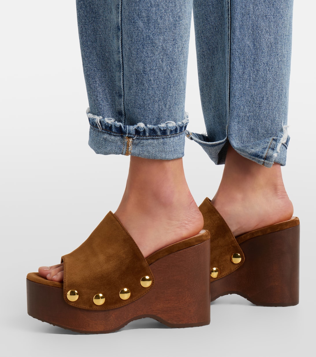 Mules compensées en daim à clous | Gianvito Rossi