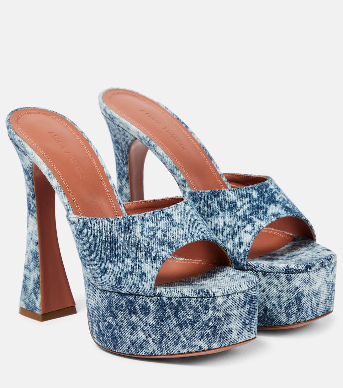 Mules con plataforma Dalida en denim | Amina Muaddi