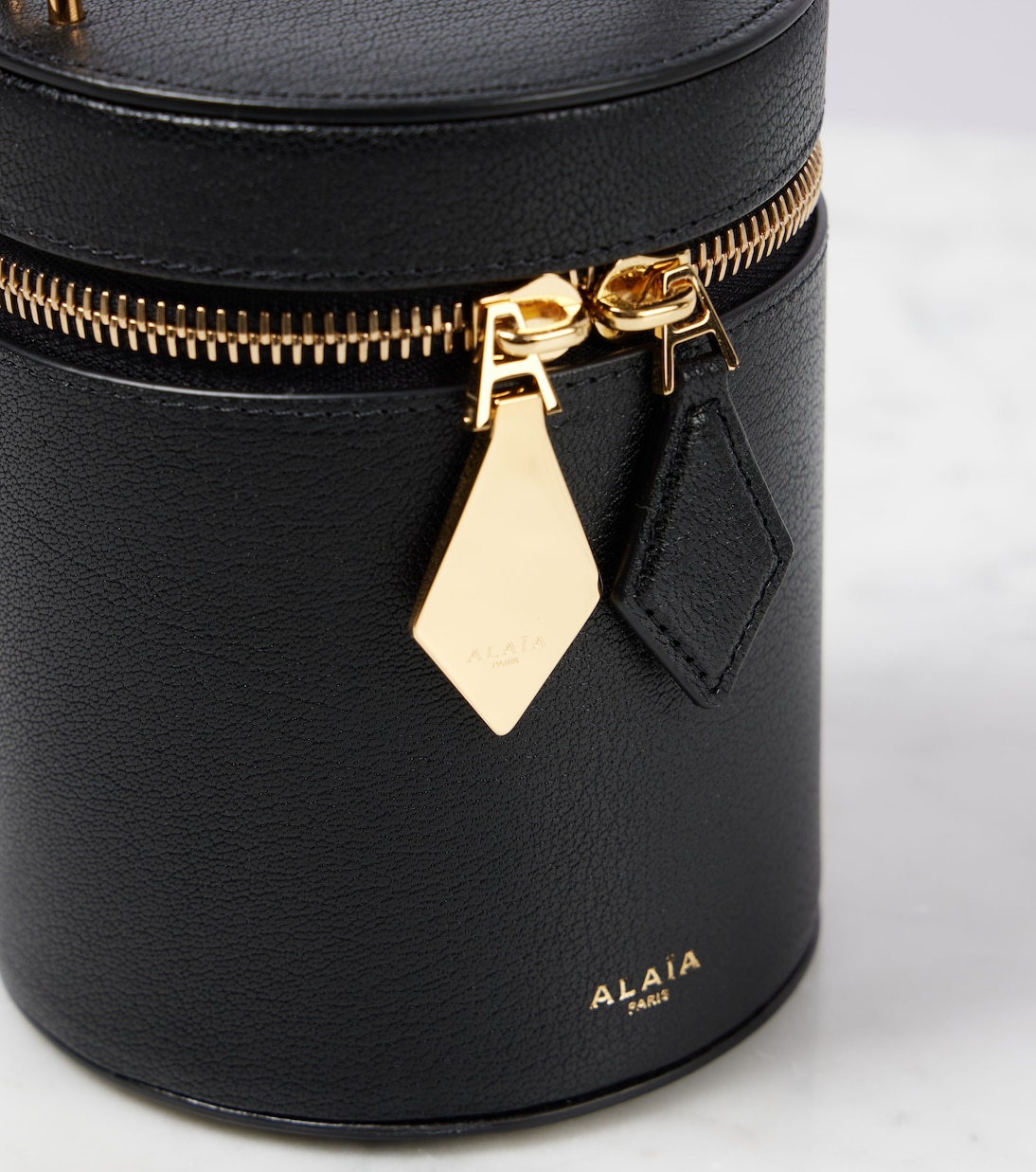 Sac vanity Cube Mini en cuir | Alaïa