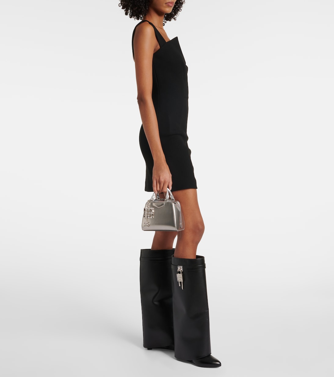 Borsa Antigona Cube Nano in pelle metallizzata | Givenchy