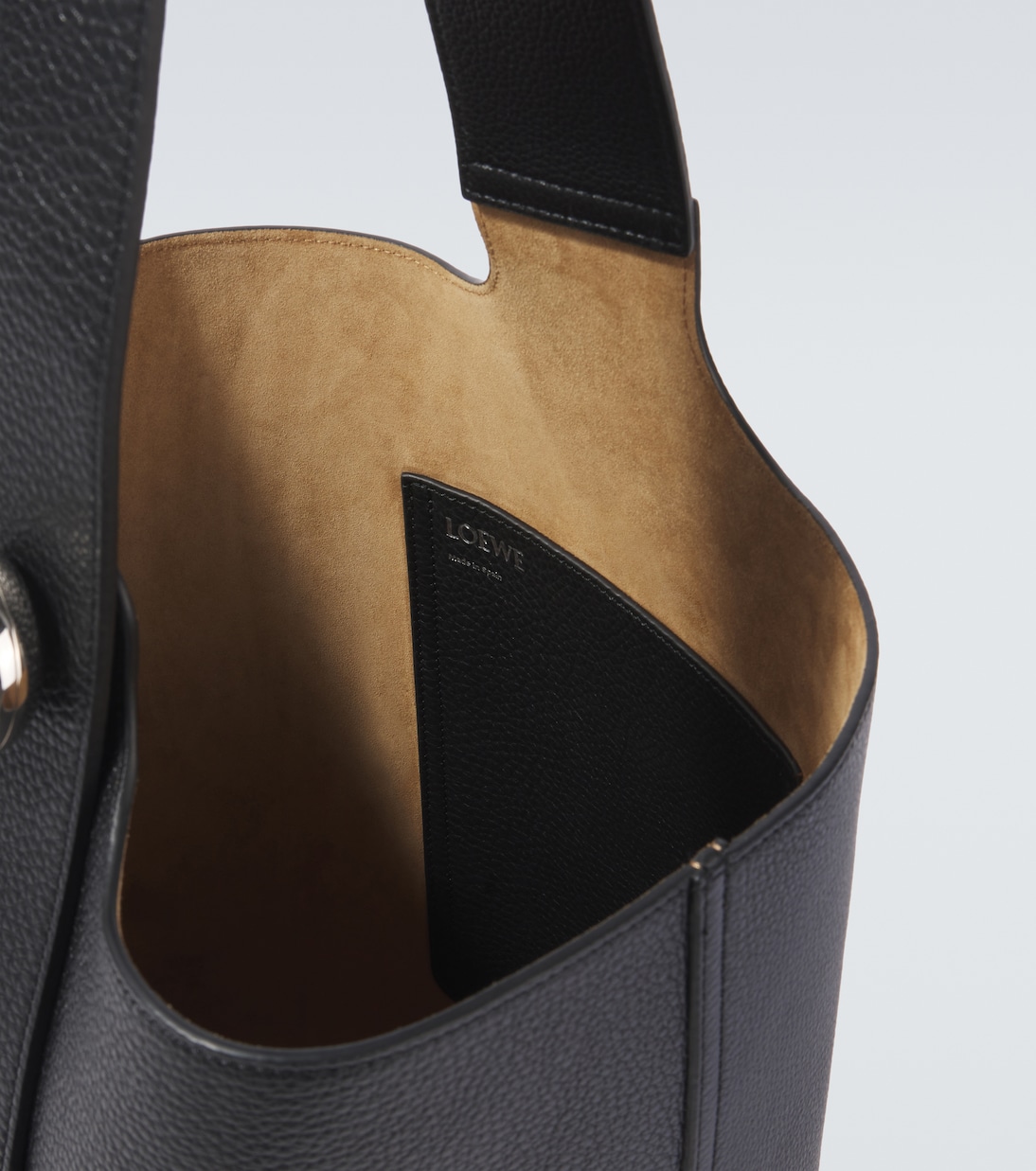 Bucket-Bag Pebble Large aus Leder | Loewe