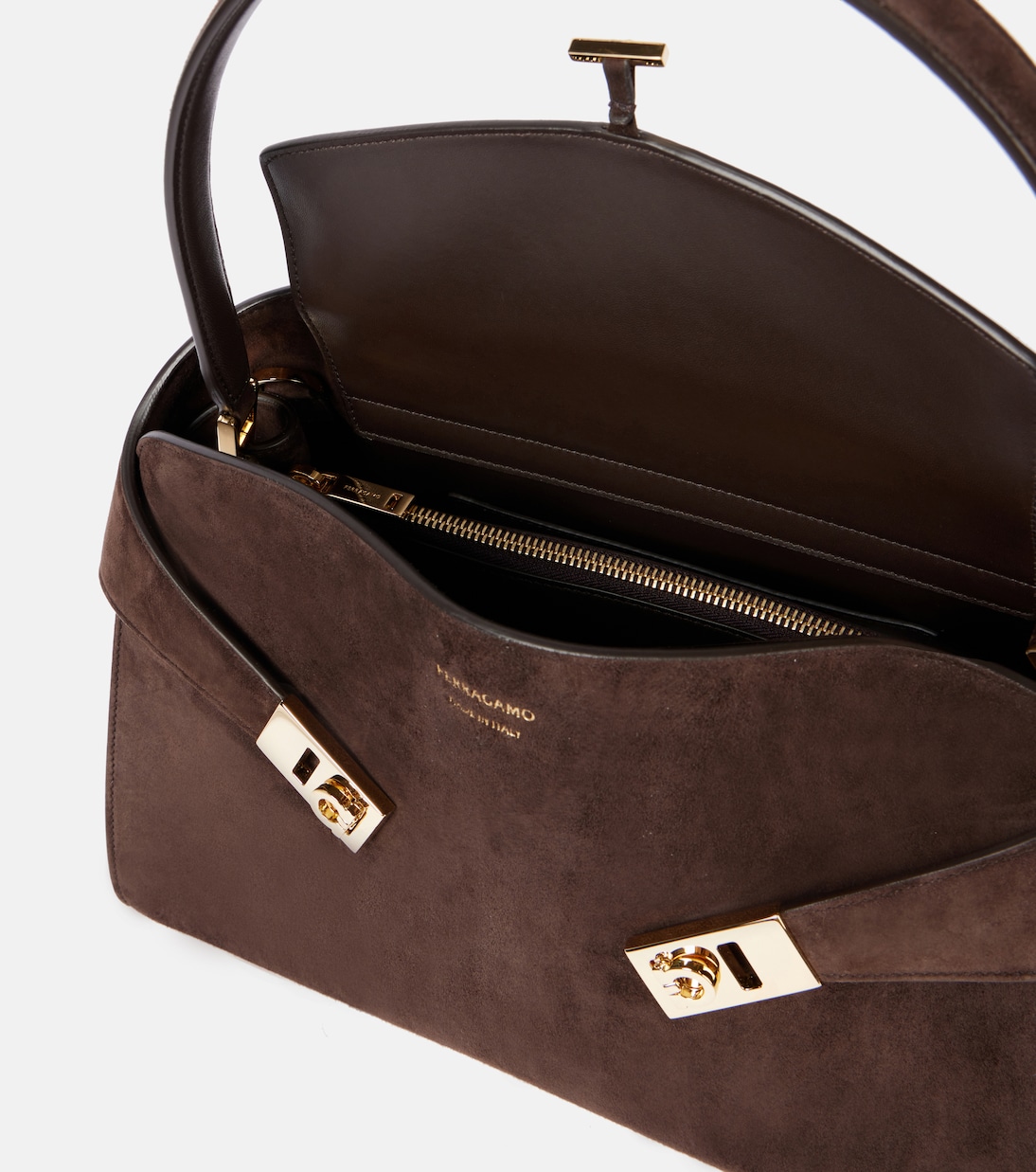 Hug Medium suede shoulder bag | Ferragamo