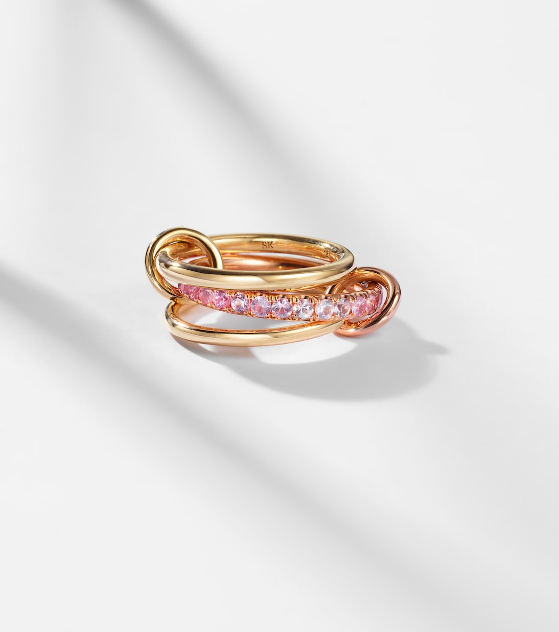 Anello Petunia in oro rosa 18kt e oro rosa 18kt con zaffiri | Spinelli Kilcollin