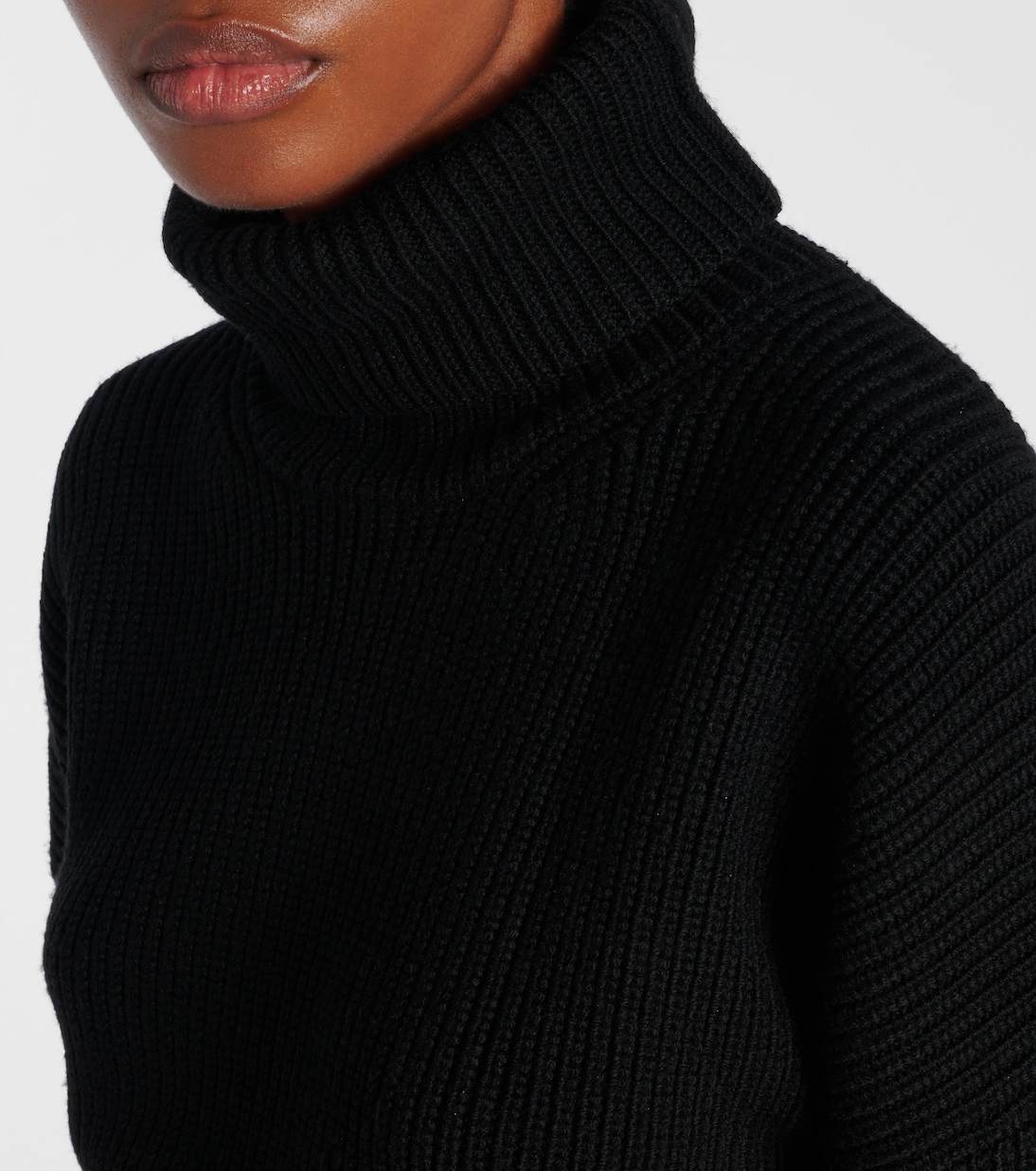 Dolcevita in maglia di lana a coste | Toteme
