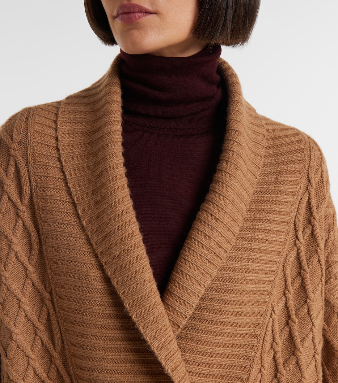 كارديغان من فرو الجمل بحبكة الوافل Mirca  | Max Mara