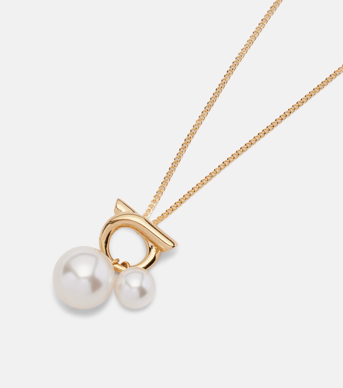 Faux pearl pendant necklace | Ferragamo