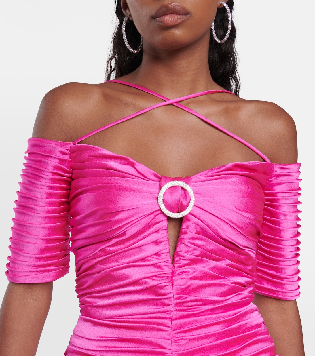 Verziertes Minikleid aus Satin | Rasario