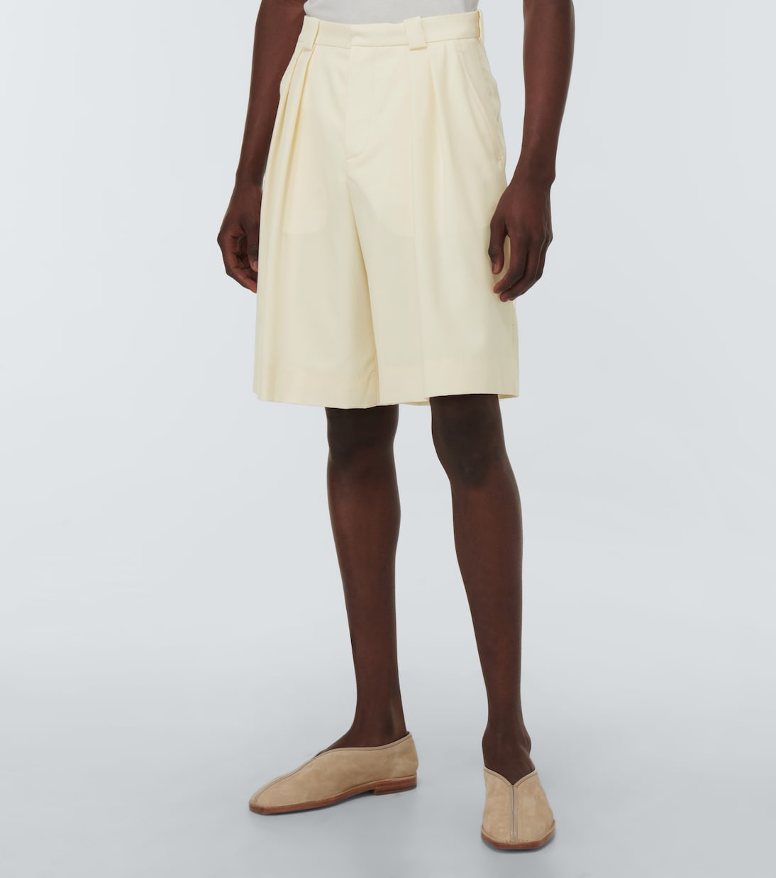 Shorts anchos de lana con tiro alto | King & Tuckfield