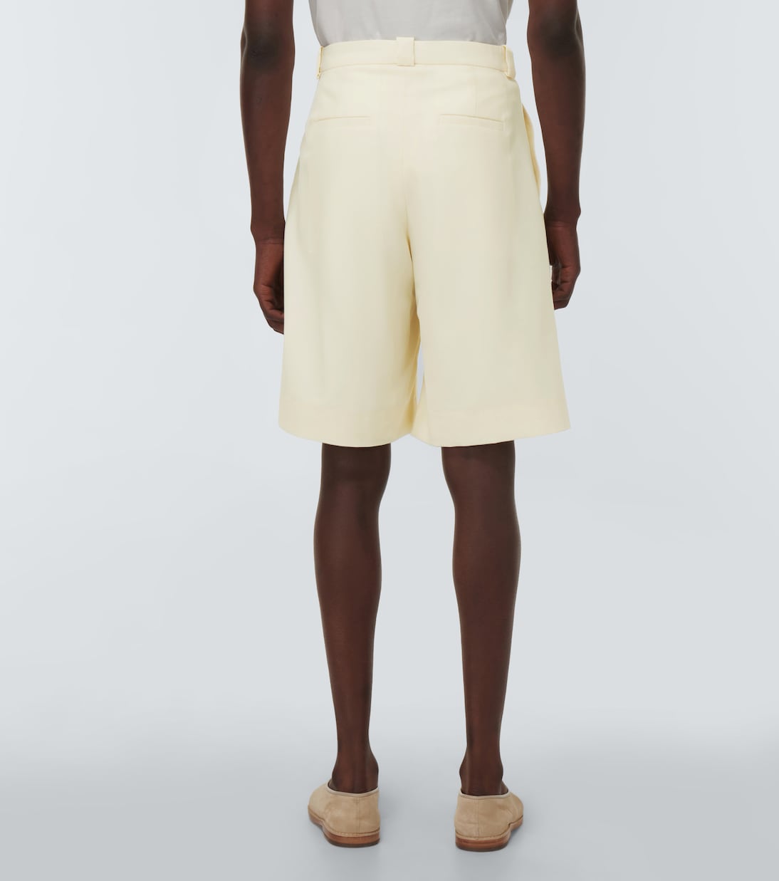 Shorts anchos de lana con tiro alto | King & Tuckfield