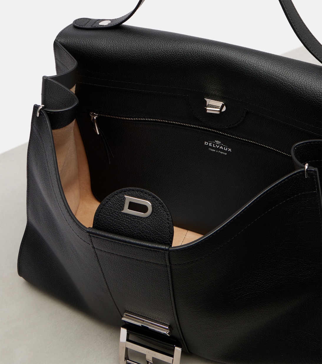 Brillant Large leather shoulder bag | Delvaux