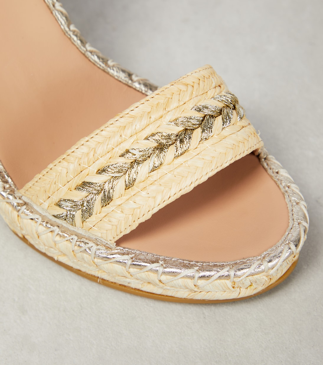 Alpargatas con cuña Rockstud | Valentino Garavani