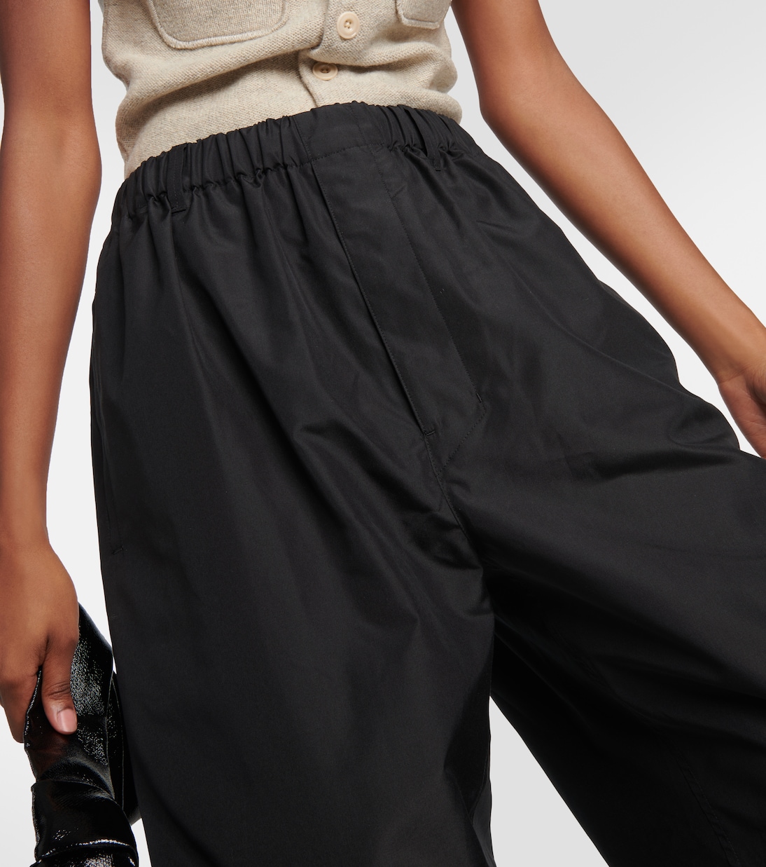 Pantalon tapered à taille haute en soie | Lemaire