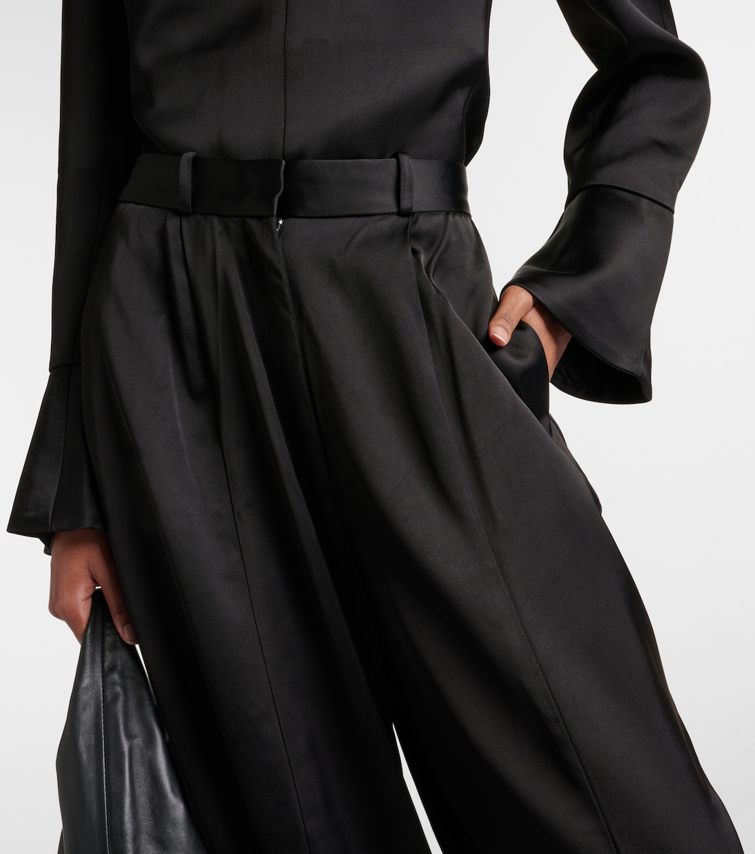 Pantalon ample en crêpe de satin | CO