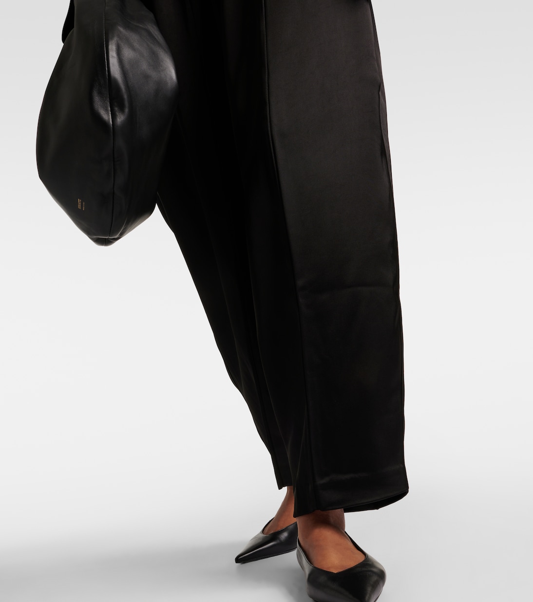 Pantalon ample en crêpe de satin | CO