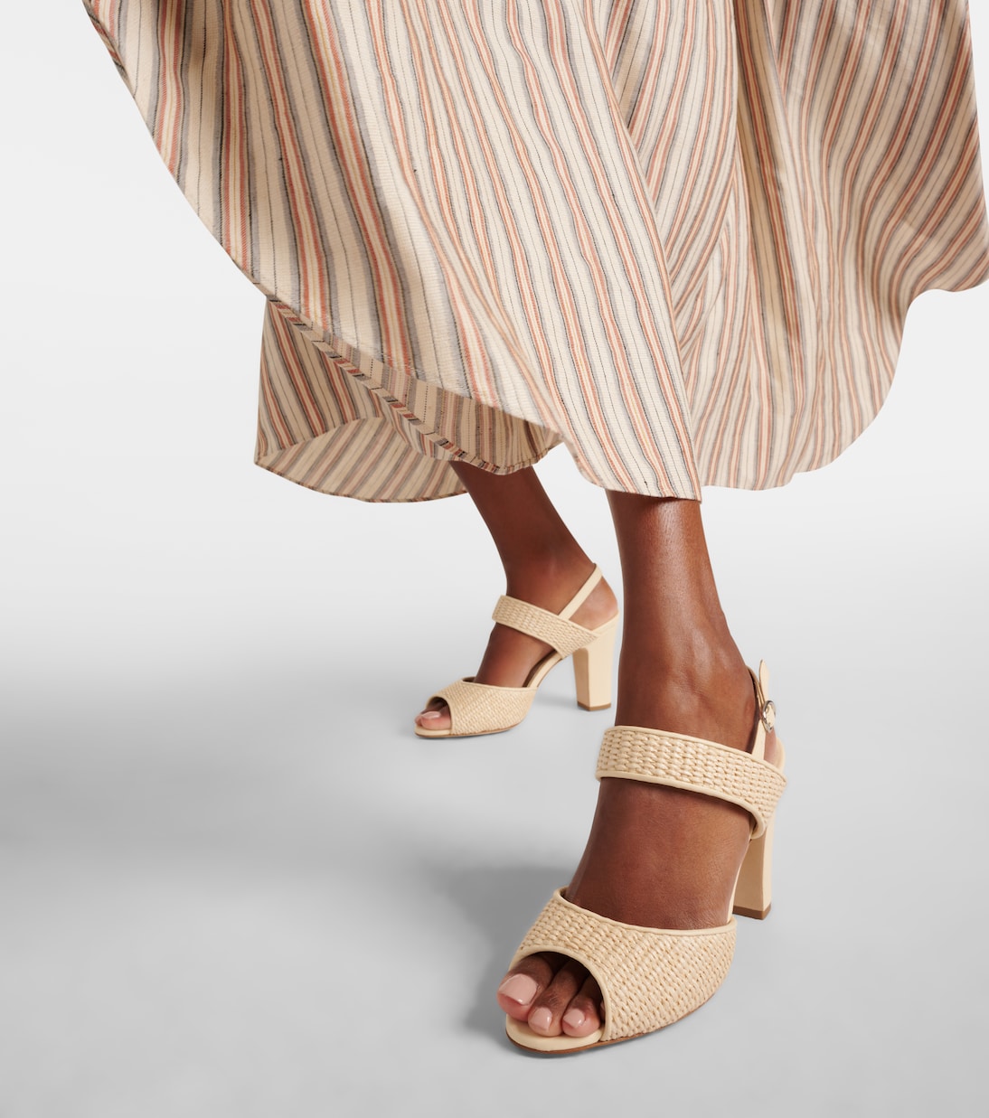 Sandalen Khiko aus Raffiabast mit Leder | Manolo Blahnik