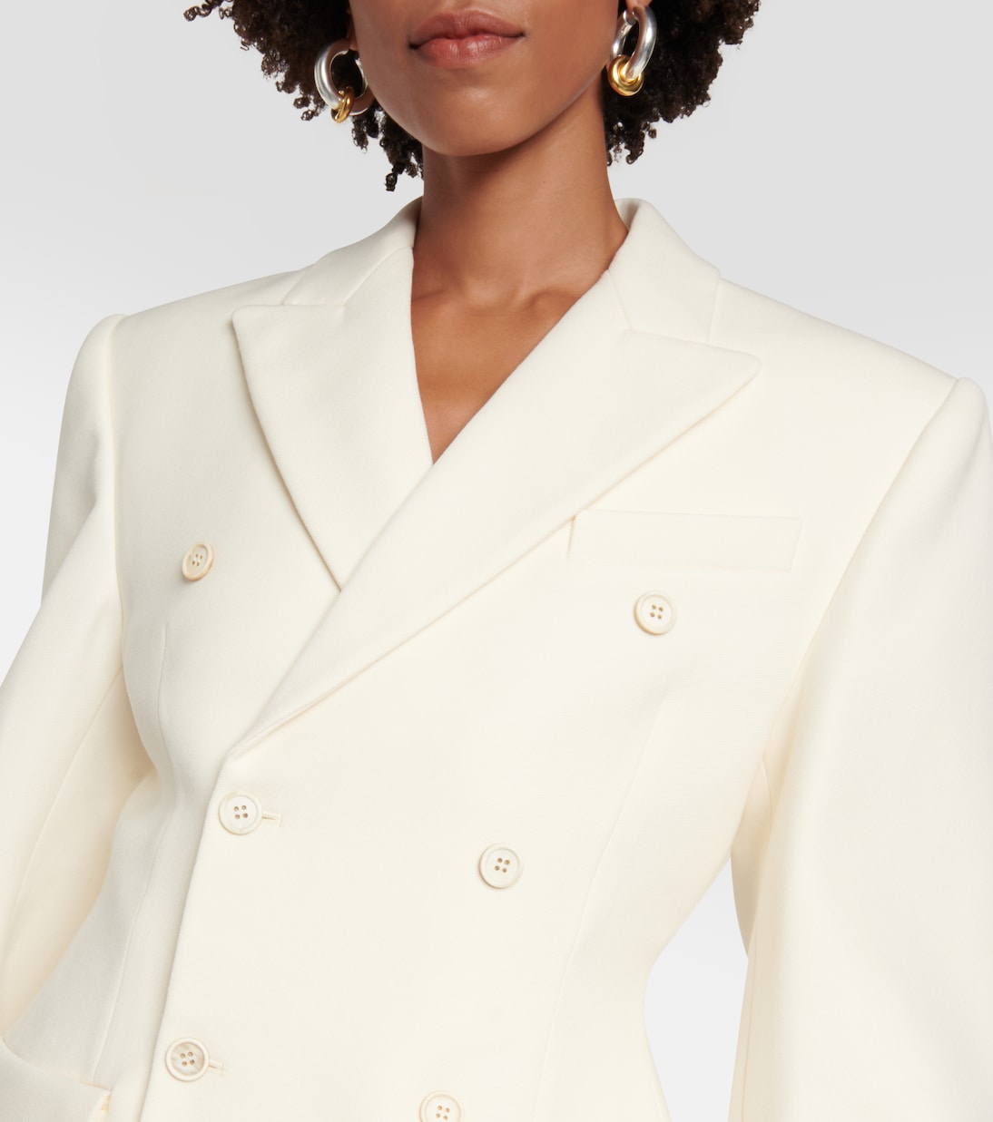 Chaqueta de Lana Doble Botonadura Wardrobe.Nyc para Jóvenes Modernos